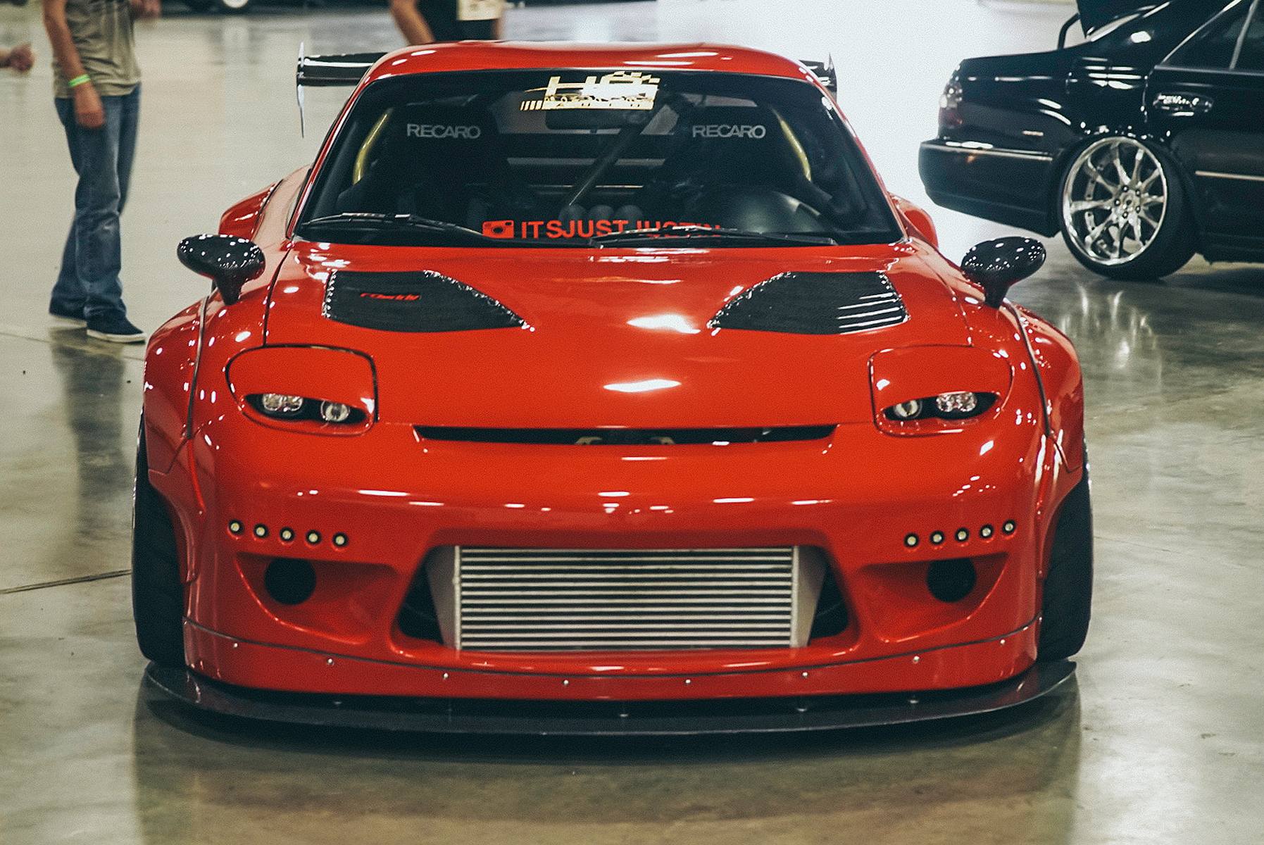 Justin Collin’s Rocket Bunny Kitted Mazda RX-7 (FD)) .