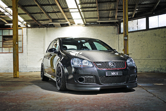 6187688543_9fffbff90b_z