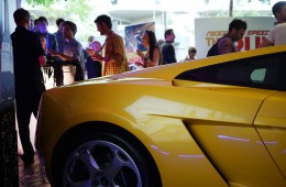 nfs_scuderia_entrance2