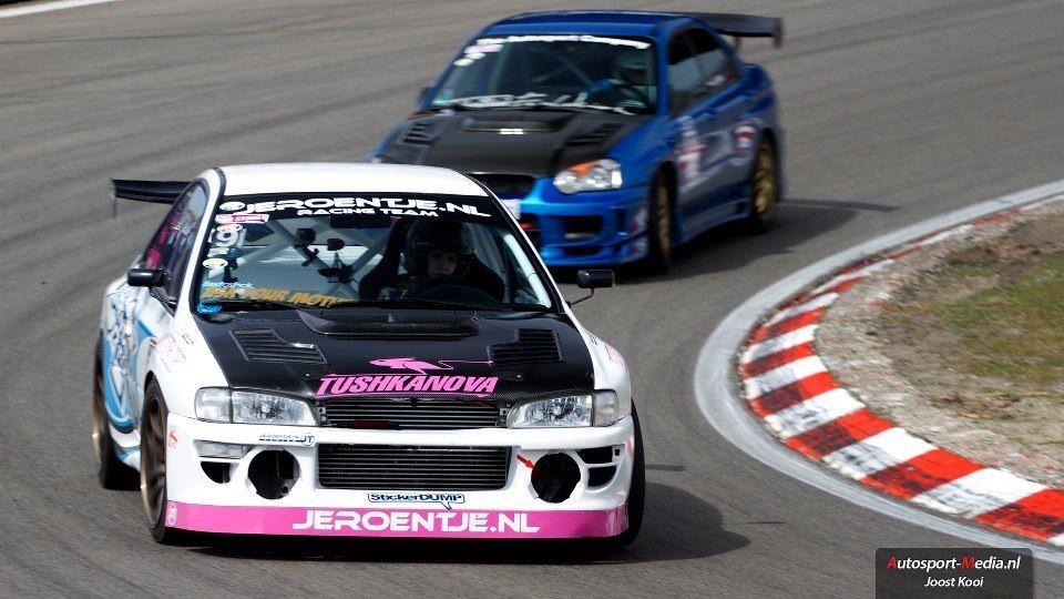 Neylondagi katta dumbalarning fotosuratlari