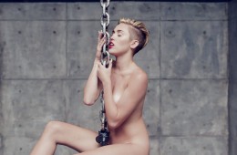 Miley-Cyrus-Naked
