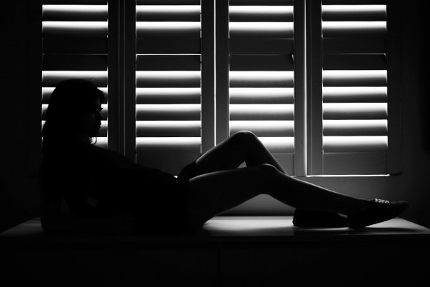 jojo_zengarage_bedroom_silhouette_2