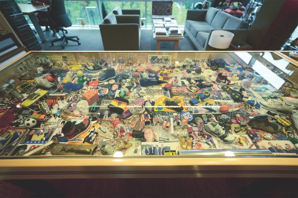 a-look-inside-nike-ceo-mark-parkers-office-4