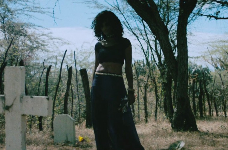 e982little-dragon-klapp-klapp-music-video-0