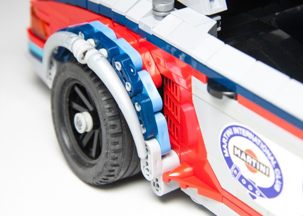 13347043965_2906423837_b