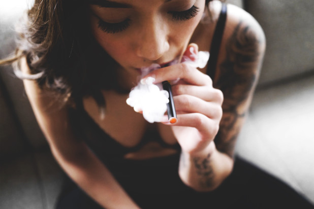 bettina_banks_blackhawx_zengarage_03_colour