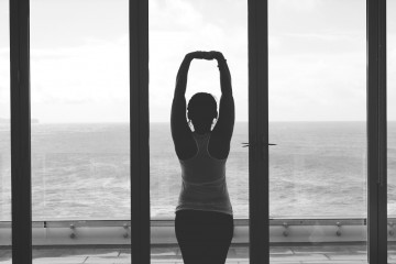 paulinenguyen_redlantern_yoga_justinfox_12