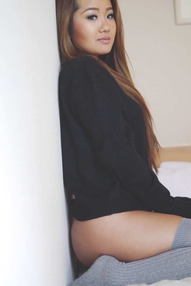 coco_komatsu_shinjuku_justinfox_bed_side