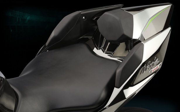 kawasaki-ninja-h2r-16