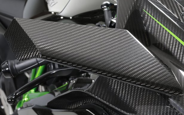 kawasaki-ninja-h2r-19