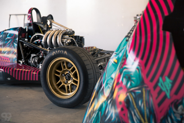 selectnine2014-Chris'Formula3HandOverZen-12