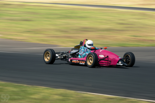 selectnine2014-Chris'Formula3HandOverZen-18