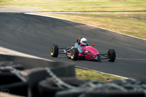 selectnine2014-Chris'Formula3HandOverZen-23