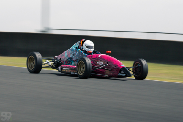 selectnine2014-Chris'Formula3HandOverZen-26