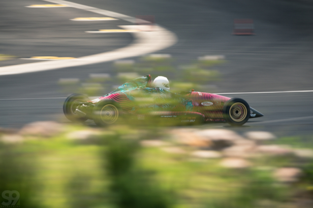 selectnine2014-Chris'Formula3HandOverZen-31