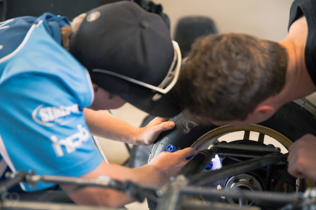 selectnine2014-Chris'Formula3HandOverZen-35