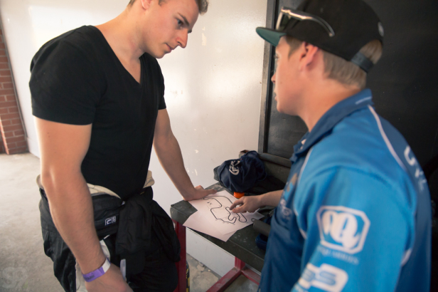 selectnine2014-Chris'Formula3HandOverZen-48