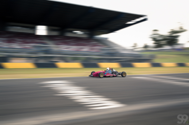 selectnine2014-Chris'Formula3HandOverZen-7