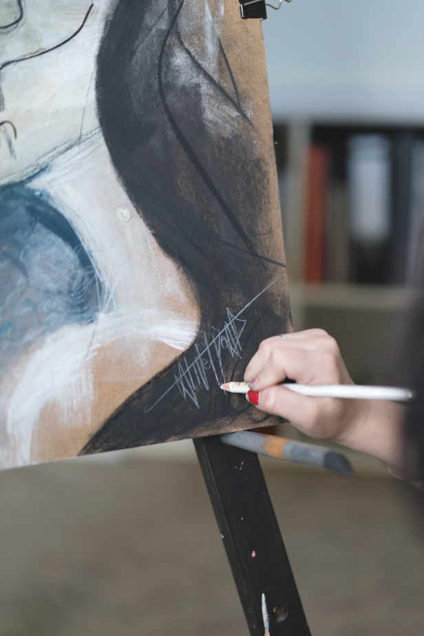 alivebutdead_signing