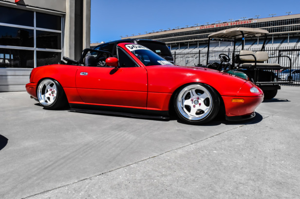 DSC 99 Red Miata on WORKS Wheels-