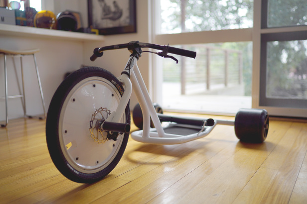 ezyslider_zengarage_collab_trike_front344