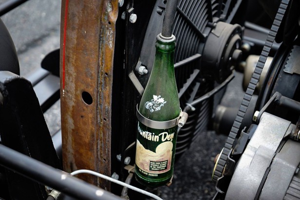 DSC 002180 Feature -