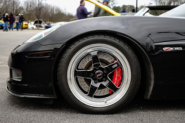 DSC 002198 Feature -