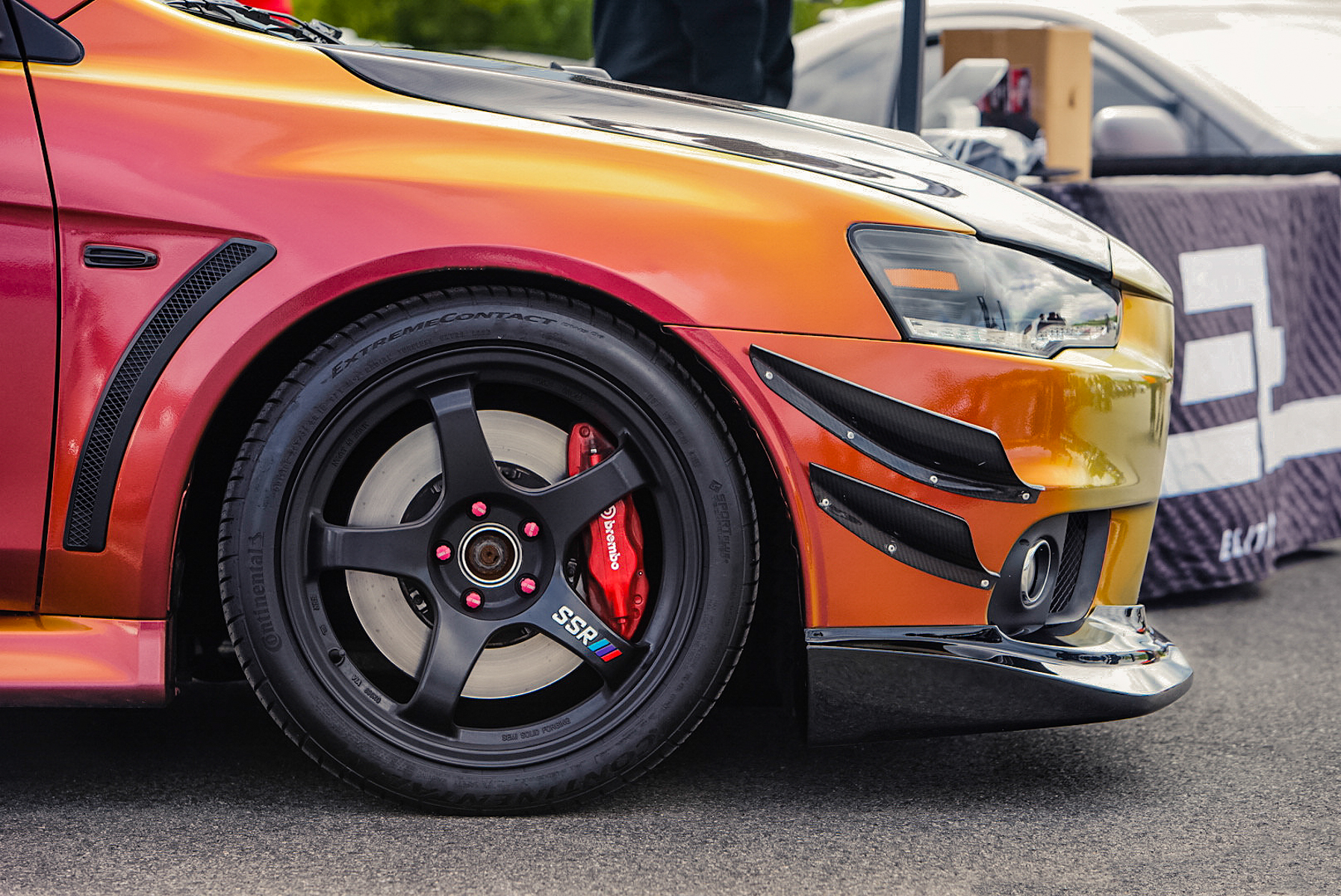 DSC 8935 Zen Feature