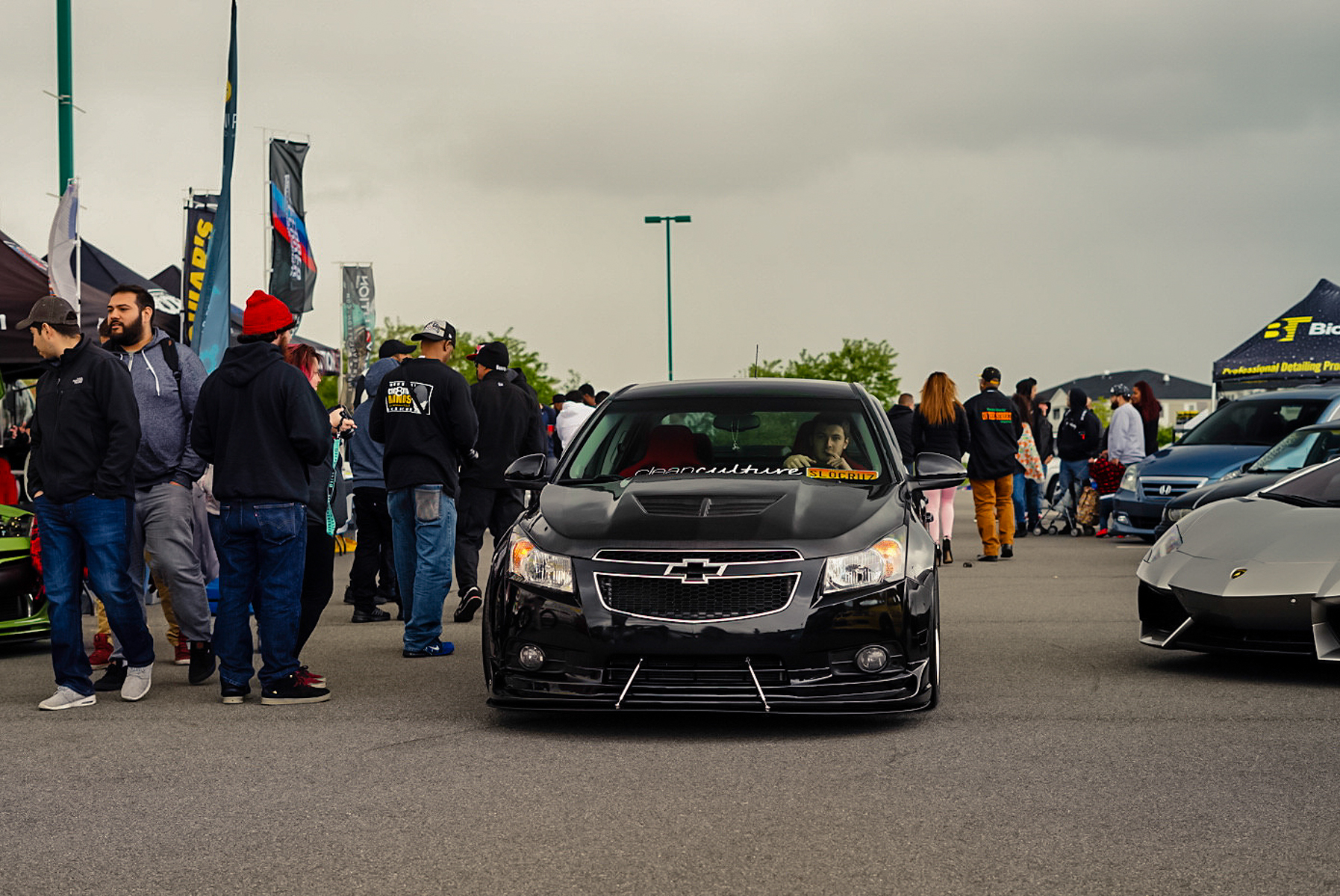 DSC 9081 Zen Feature-