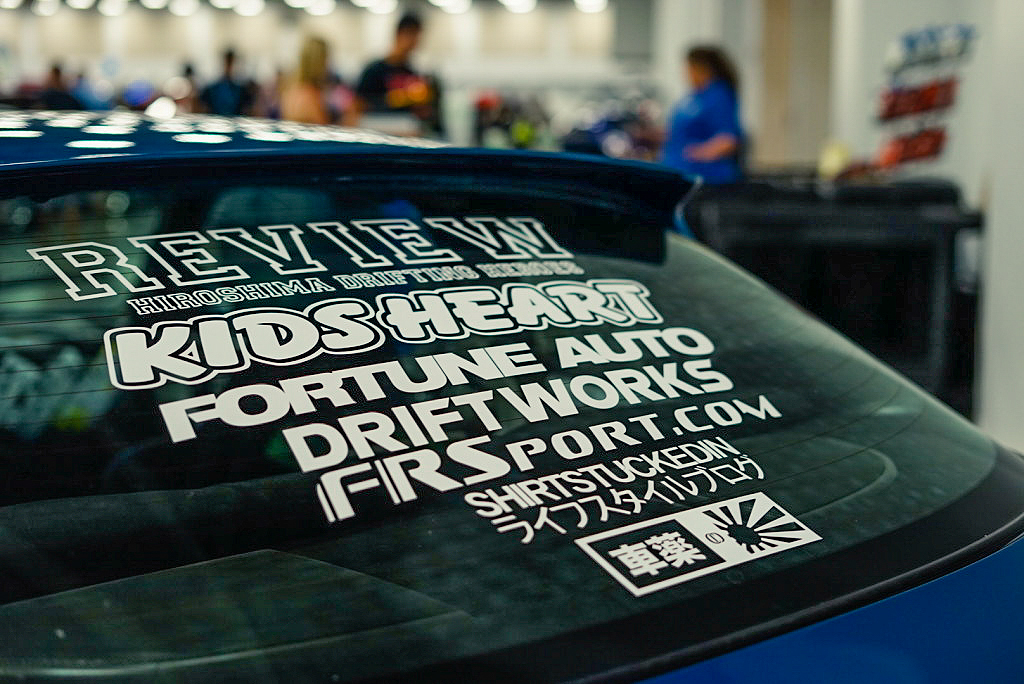 DSC 00144 Zen Feature