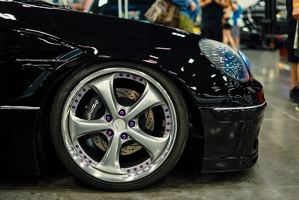 DSC 00153 Zen Feature