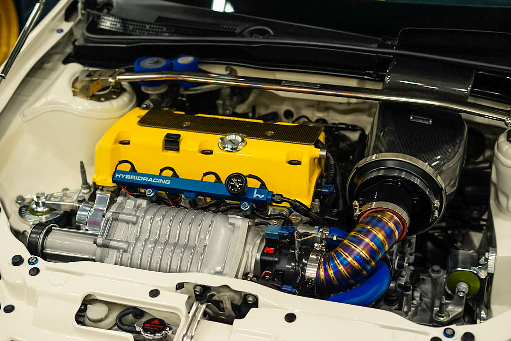 DSC 00274 Zen Feature