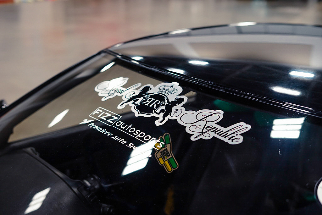 DSC 09949 Zen Feature