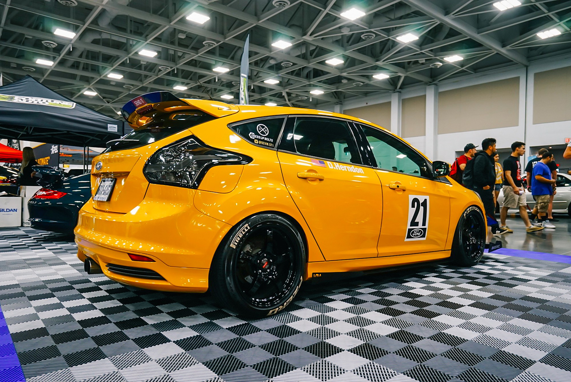 DSC05591 Zen Garage-