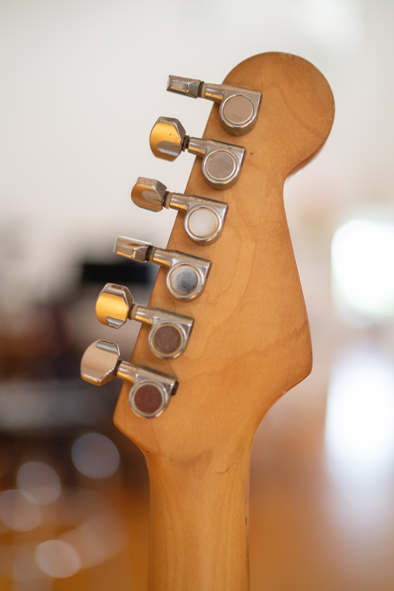 fender_squier_protone_mik_stratocaster_vintageblonde_05