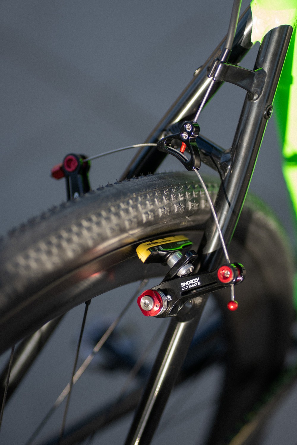 08_kona_jakethesnale_shorty