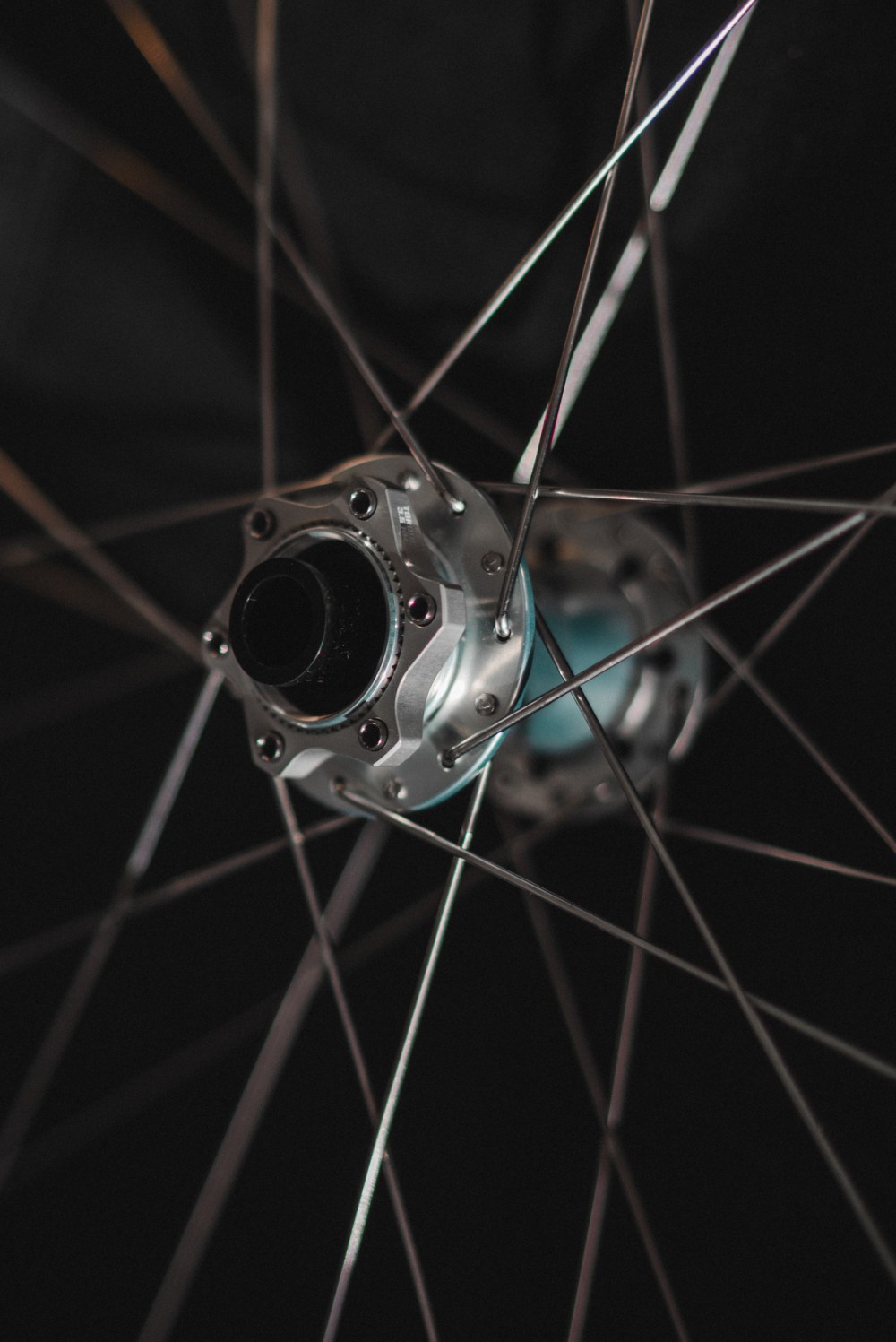 p321_hubs_lock